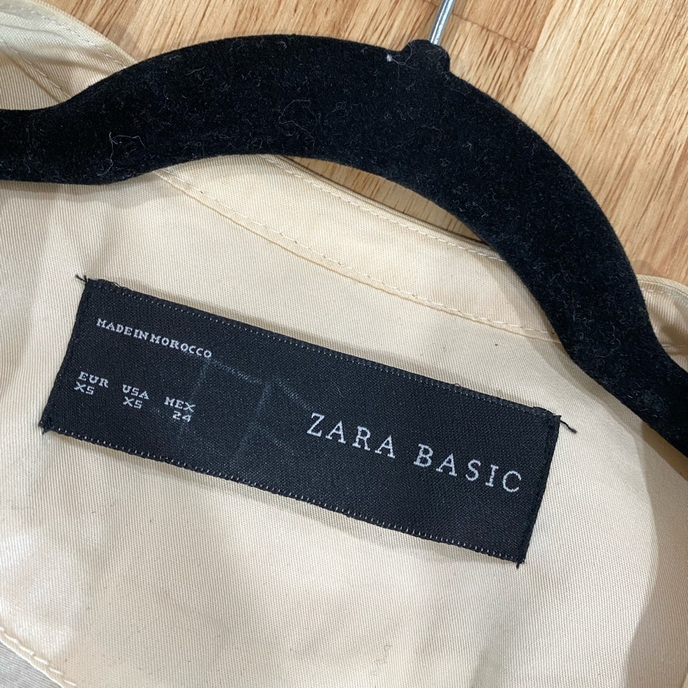 Zara Cream Sleeveless Vest Cream with Crochet detail - Picture 2 of 7